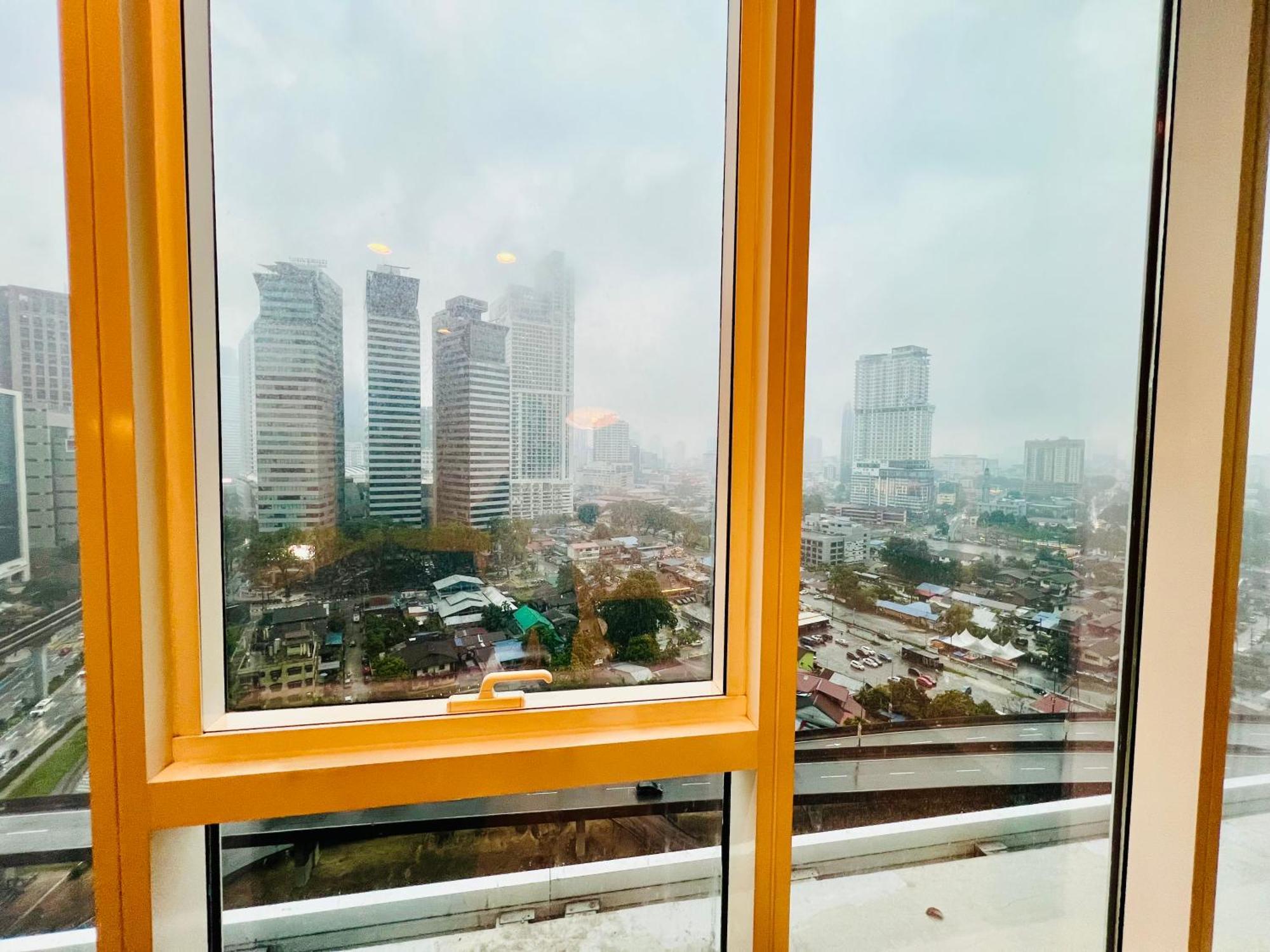 Urban At Platinum Klcc Apartment